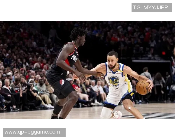 2021年勇士与开拓者精彩对决上半场全场回放视频分析与精彩瞬间回顾 2021年勇士与开拓者精彩对决上半场全场回放视频分析与精彩瞬间回顾